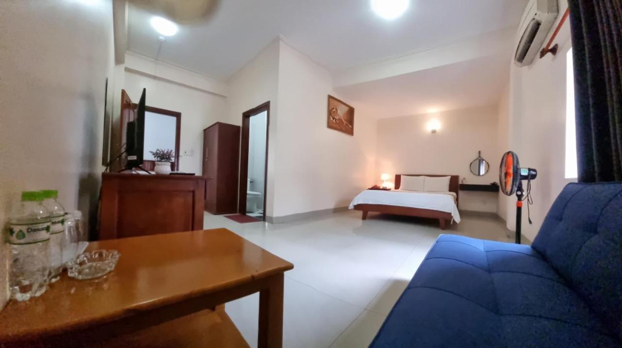 Ha Long Hotel Ho Chi Minh City Exterior photo